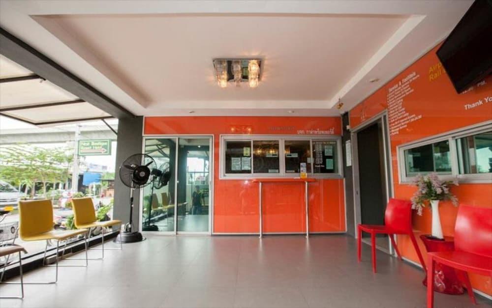 Nest Boutique Resort Bangkok Kültér fotó