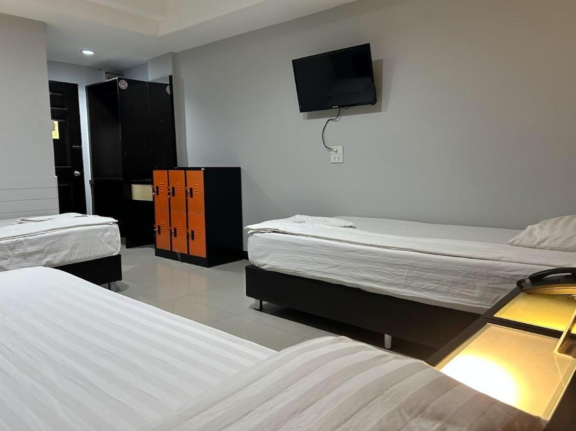 Nest Boutique Resort Bangkok Kültér fotó