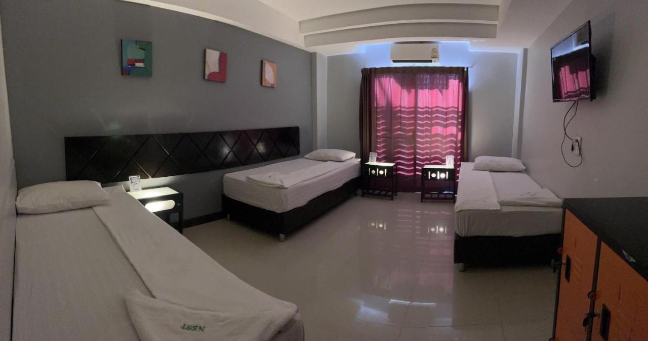 Nest Boutique Resort Bangkok Kültér fotó
