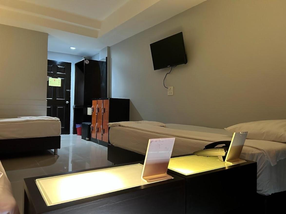 Nest Boutique Resort Bangkok Kültér fotó