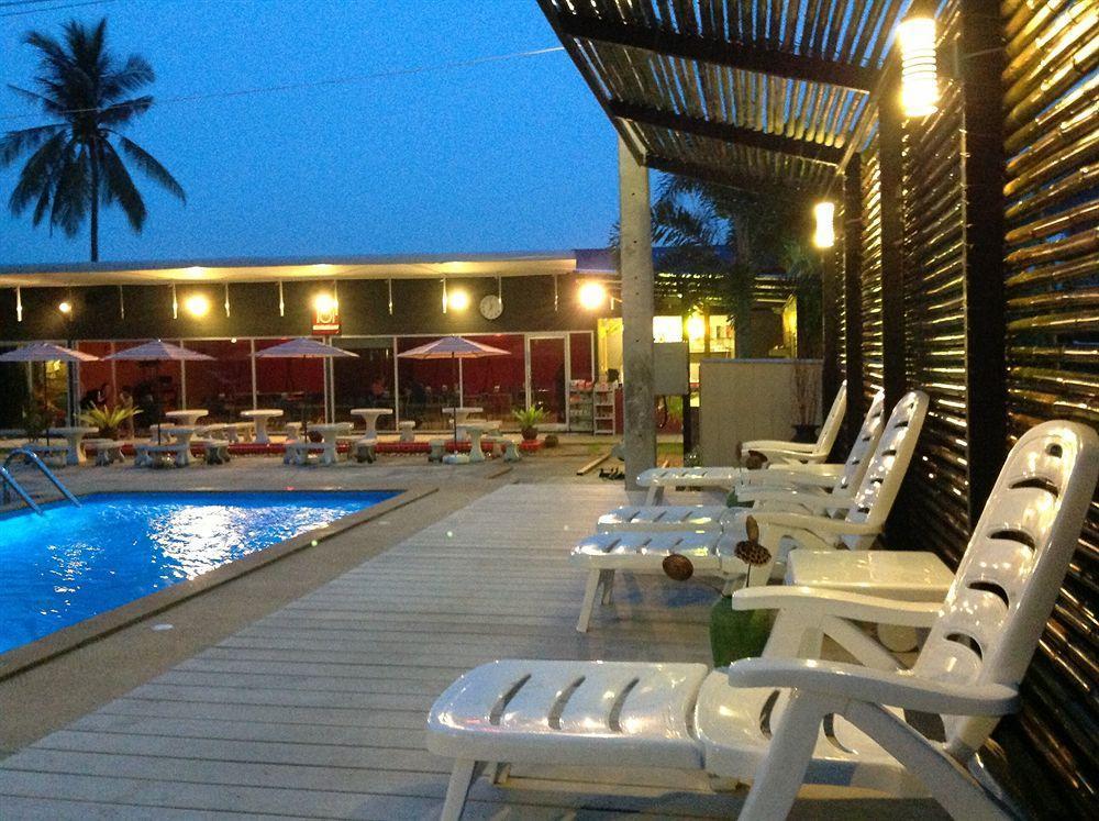 Nest Boutique Resort Bangkok Kültér fotó