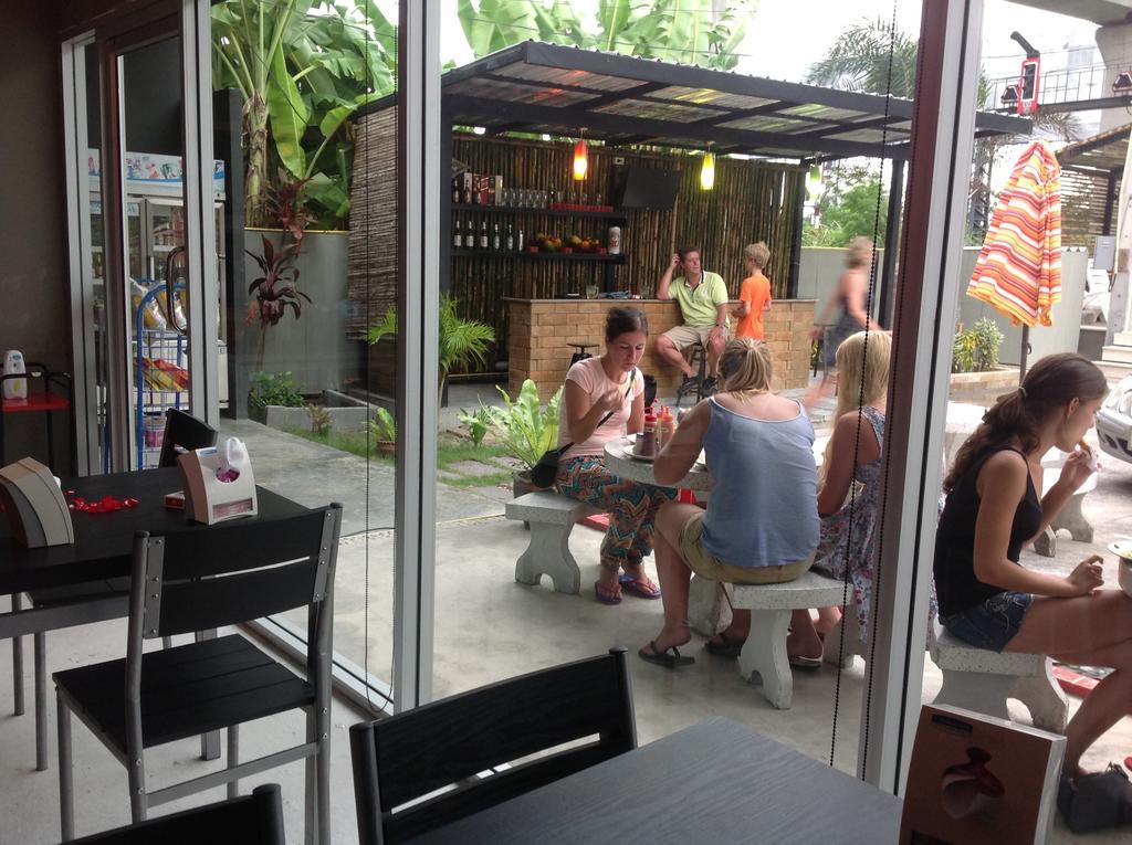 Nest Boutique Resort Bangkok Kültér fotó